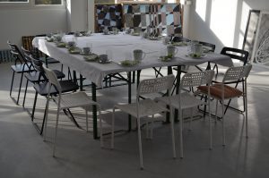 Kaffee-im-Atelier-300x199